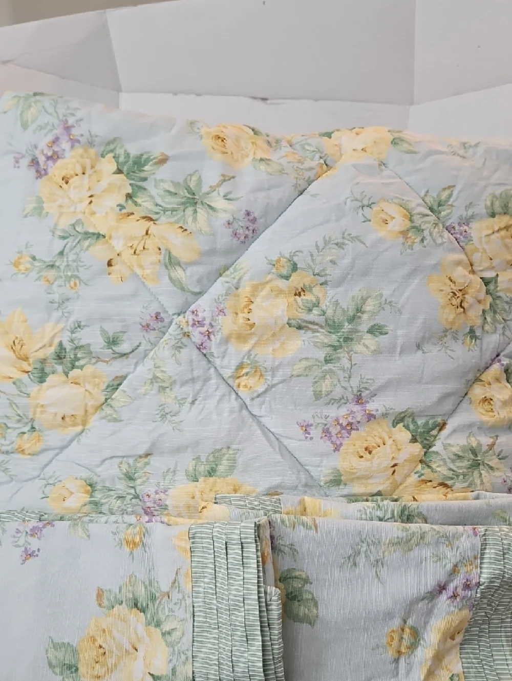 Laura Ashley Lifestyle Pale Blue Yellow Rose Green Stipes Cotton Comforter Shams